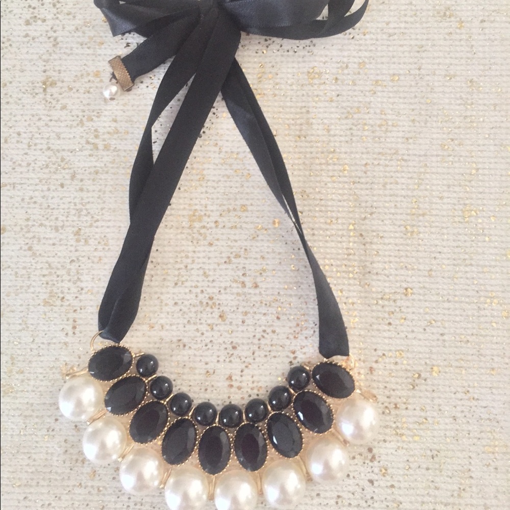 Ribbon tie pearl and black gem statement necklace